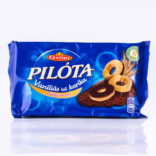 Győri Pilóta Vanilla Flavour Ring Biscuits 150g